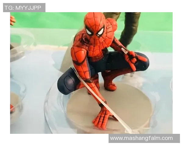 足球明星手办迷你版全新上市精致细节还原球场风采尽显魅力