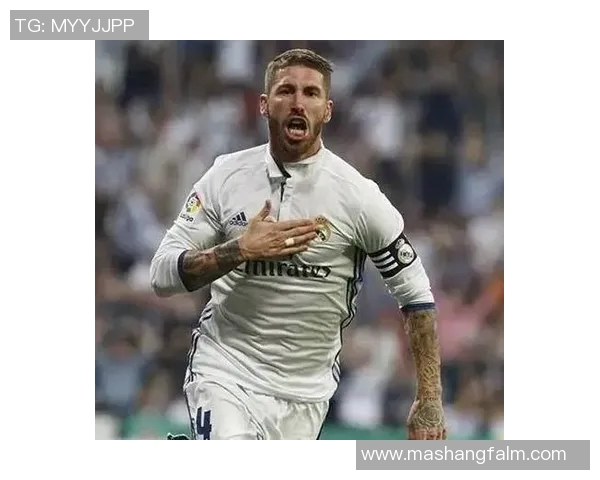 全球最火爆的足球明星背后的故事与成就揭秘 全球最火爆的足球明星背后的故事与成就揭秘